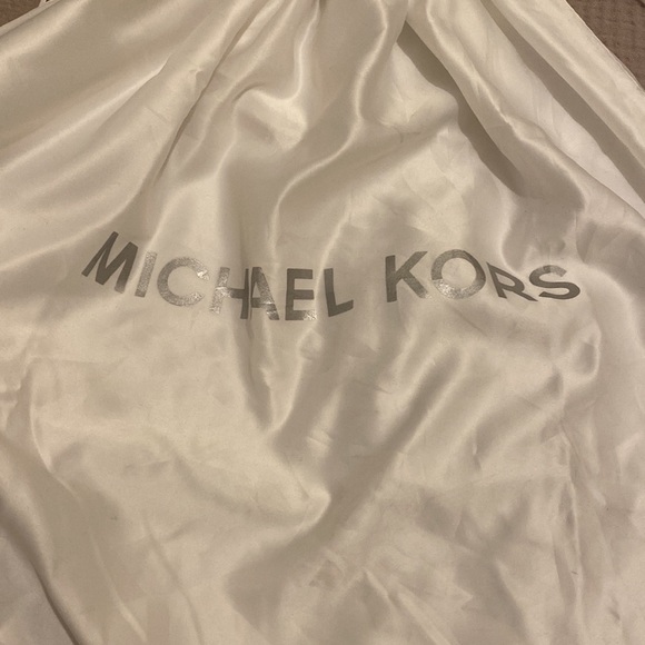 Michael Kors large dust bag . 21”22” - Picture 2 of 5